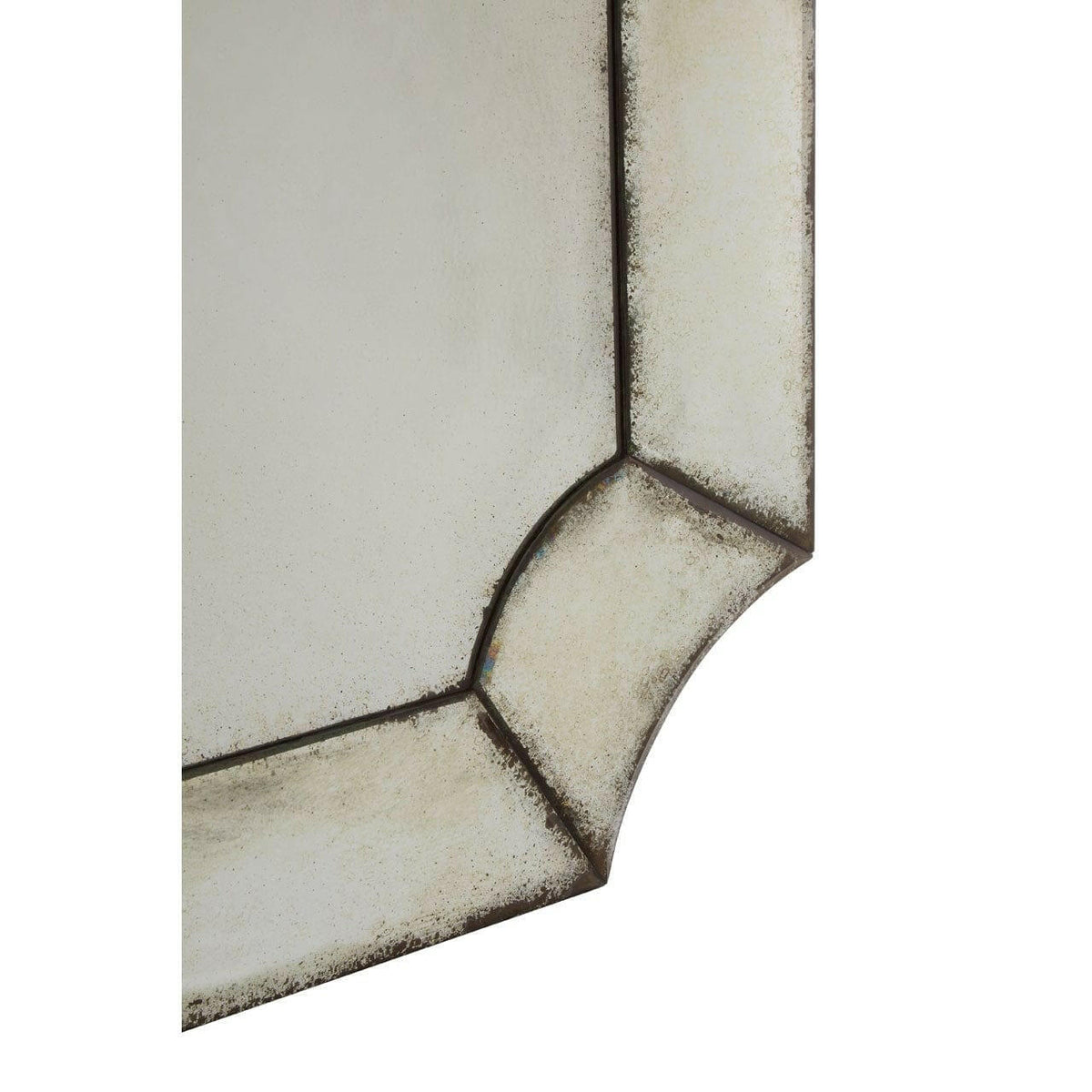 Riza Wall Mirror With Curved Corners.