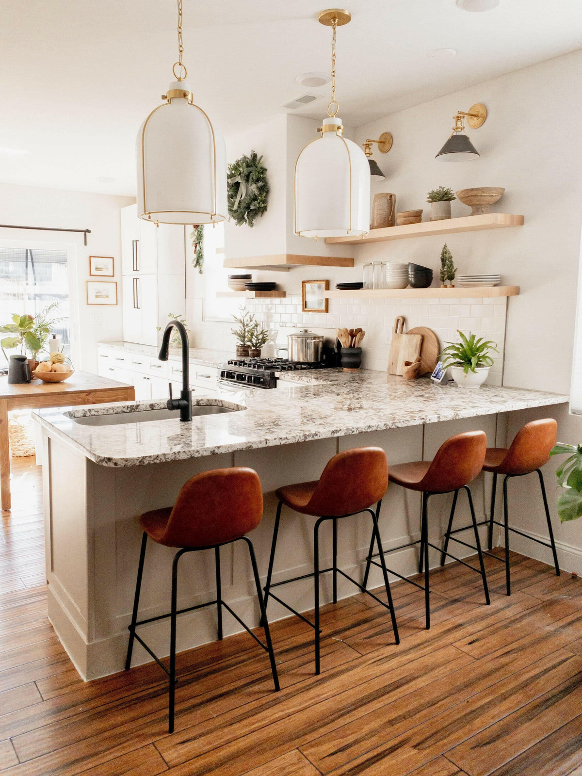 ELDRIDGE Oval Pendant  | OUTLET.