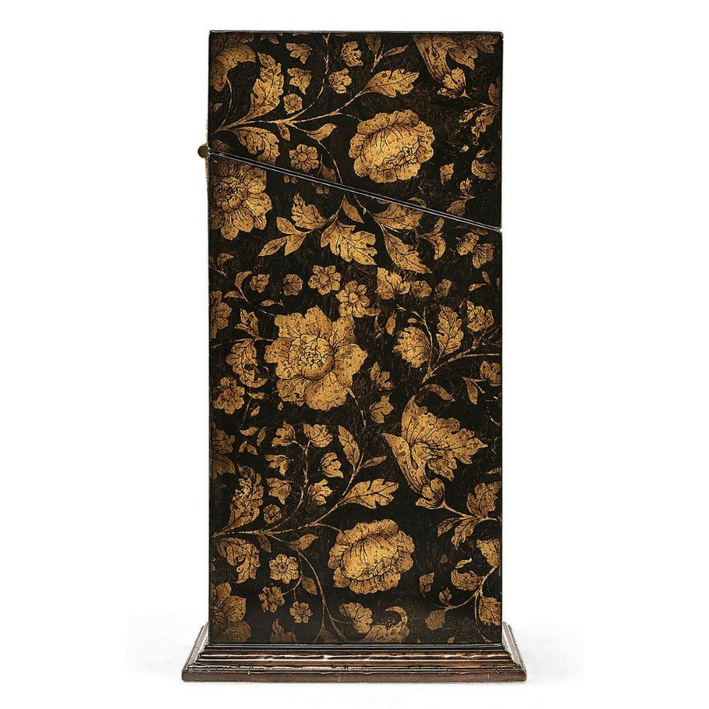 Jonathan Charles Decanter Regency with Case - Black.