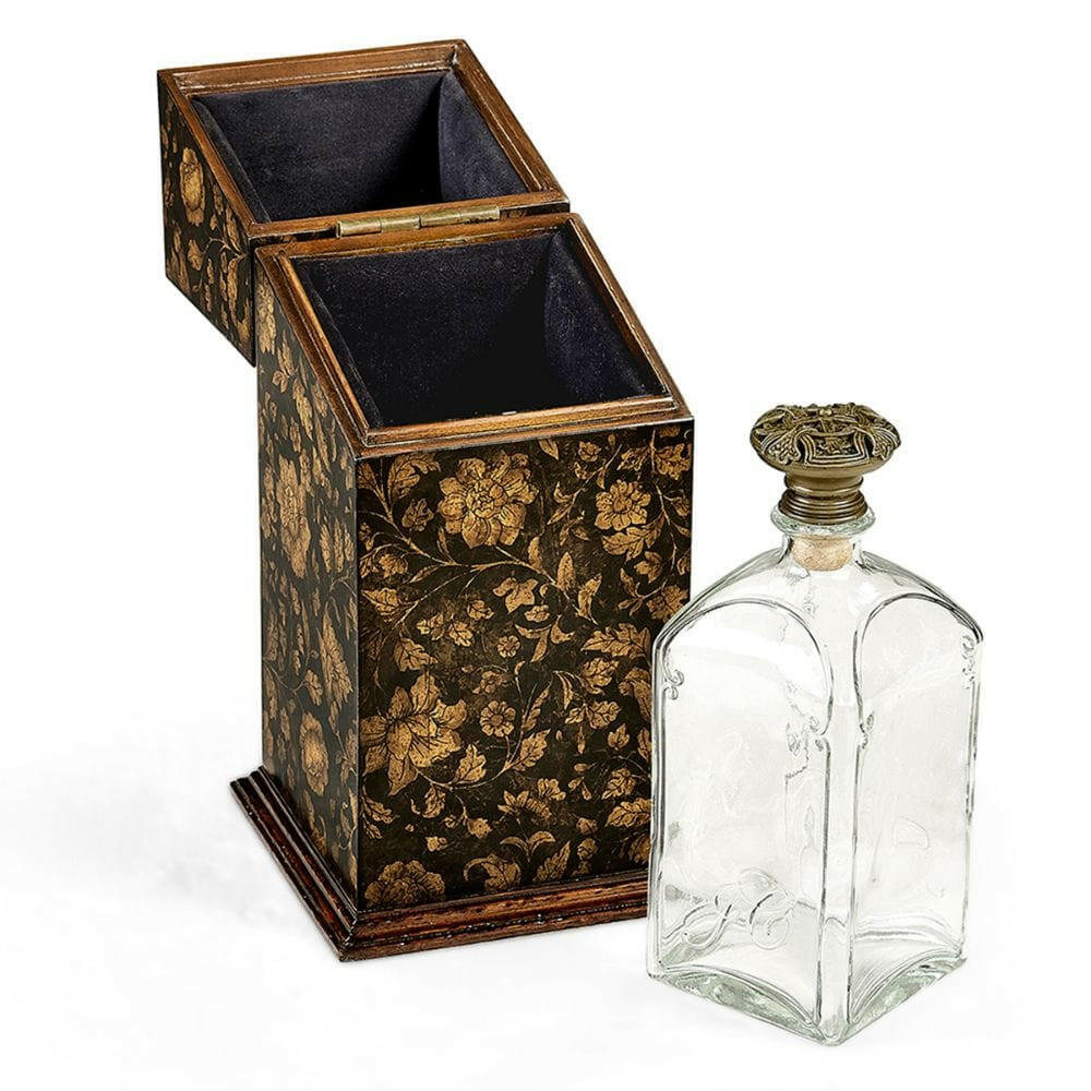 Jonathan Charles Decanter Regency with Case - Black.