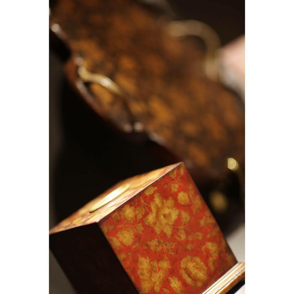 Jonathan Charles Tissue Box Regency - Red.