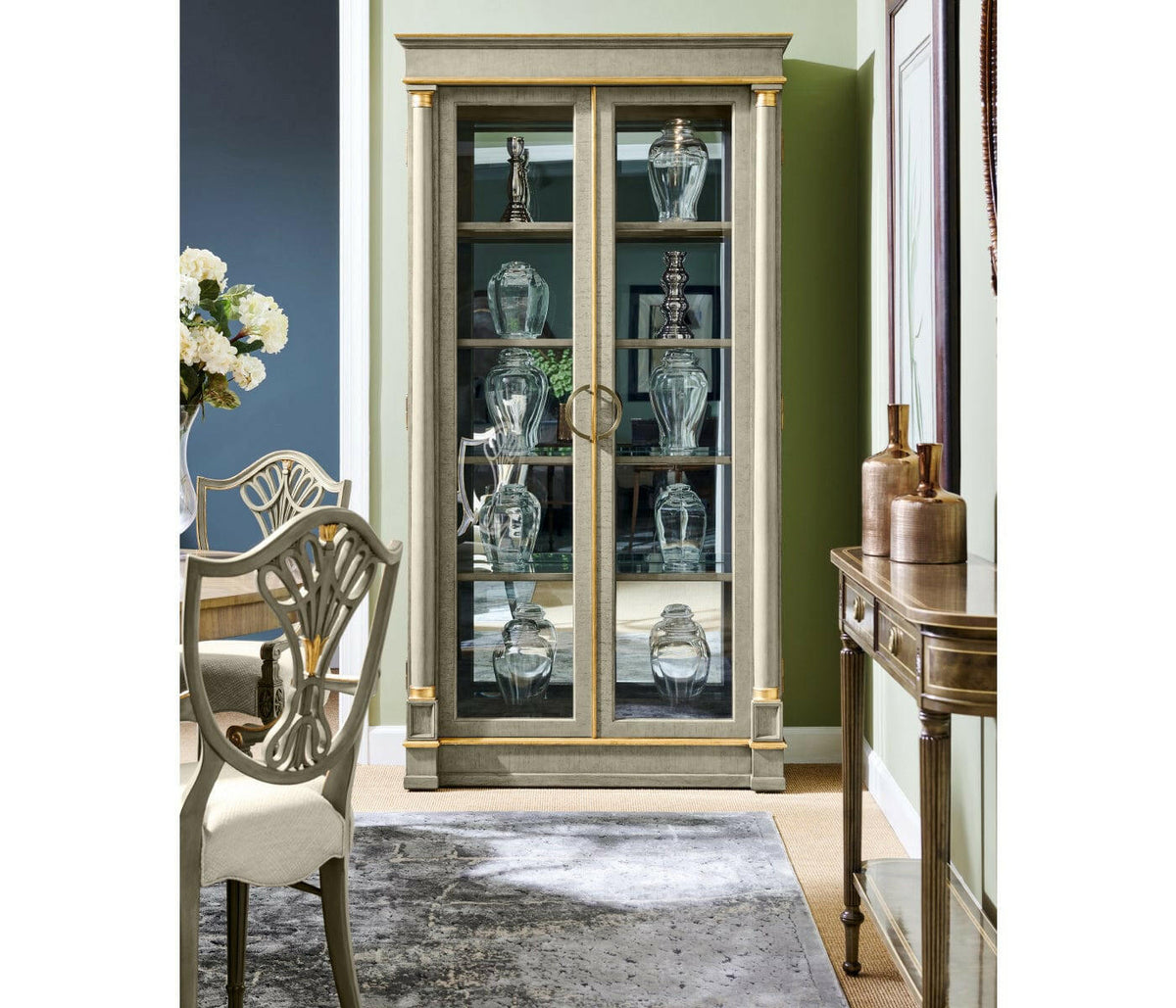 Jonathan Charles Dining Chair with Arms Sheraton in Mahogany - Mazo.