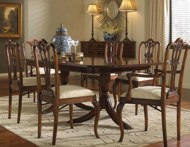 Jonathan Charles Extending Dining Table Georgian.