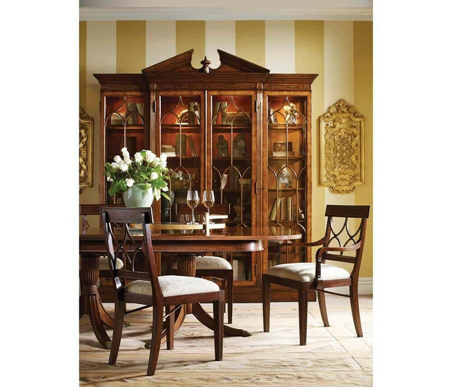 Jonathan Charles Extending Dining Table Georgian Two-leaf.