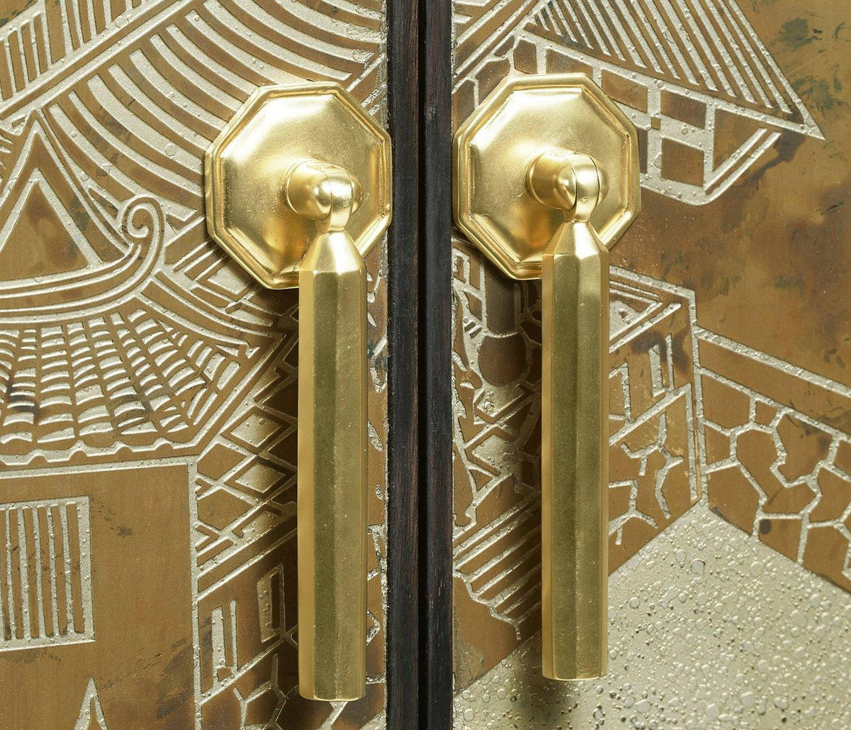 Jonathan Charles Drinks Cabinet Chinoiserie Style.