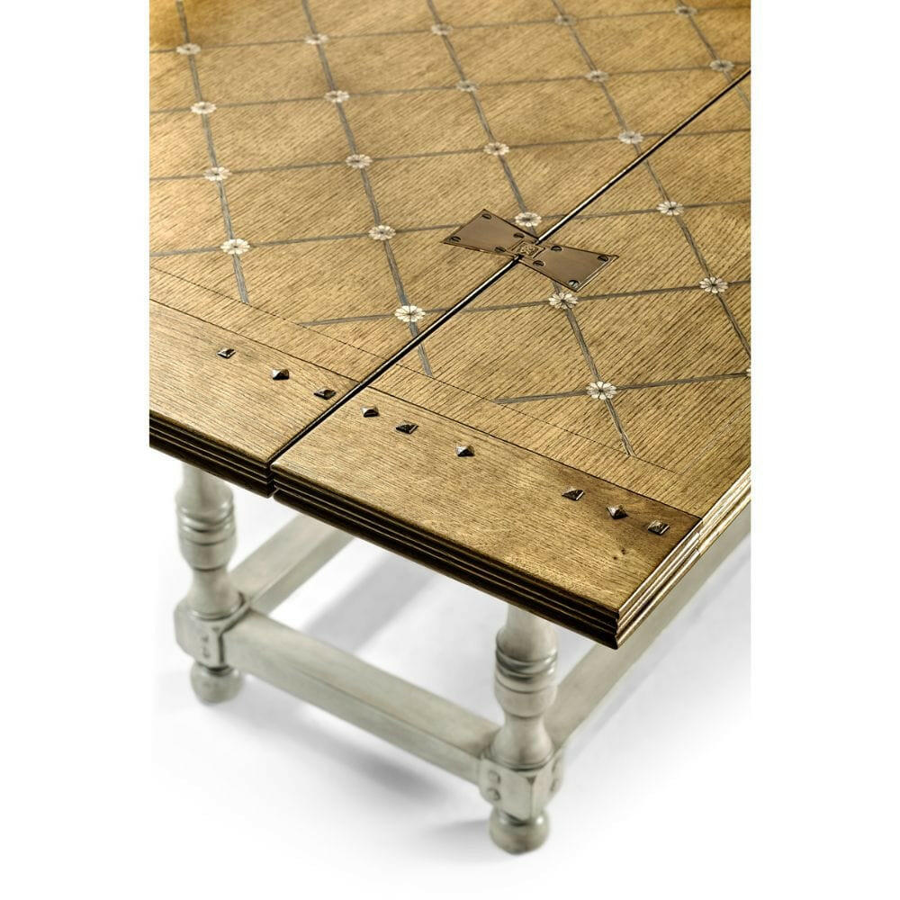 Jonathan Charles Fabien Extending Hunt Table.