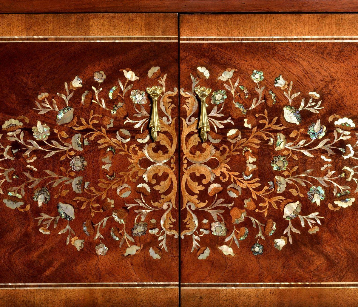 Jonathan Charles Low Entertainment Unit Renaissance.