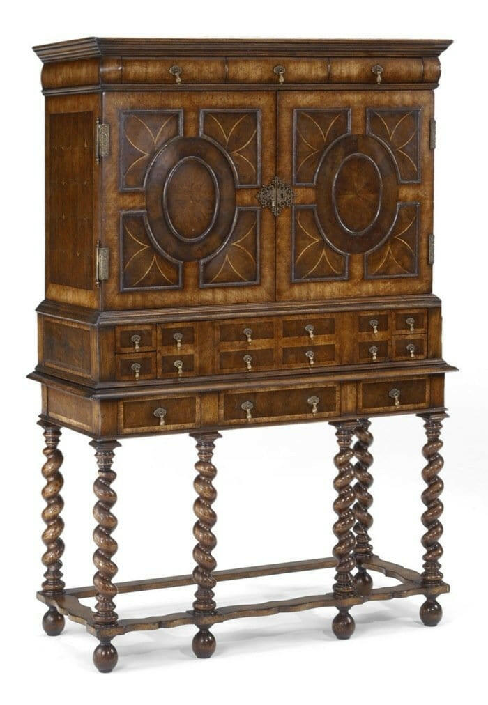 Jonathan Charles Secretaire Cabinet William & Mary.