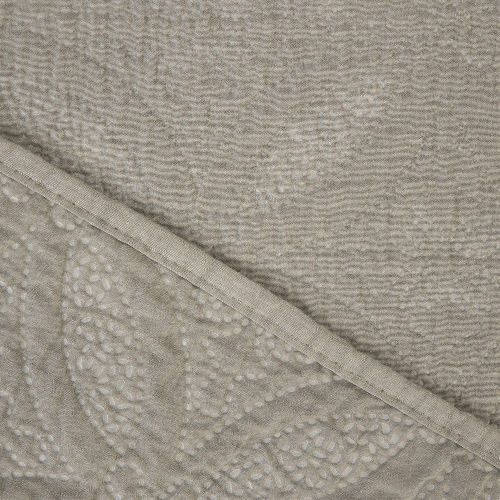 Malini Amity King Quilt.