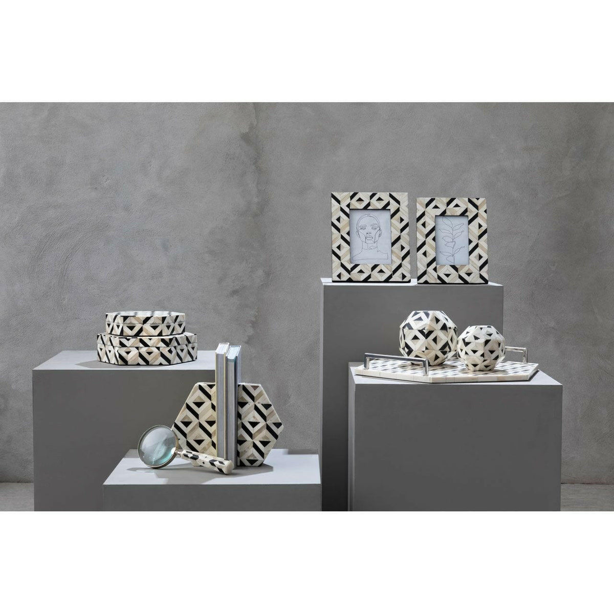 Hallam Set Of 2 Trinket Boxes.