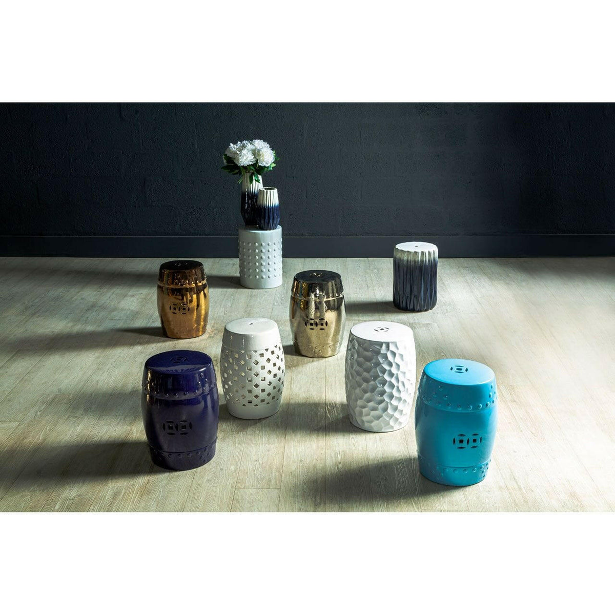 Complements Azul Table / Stool.