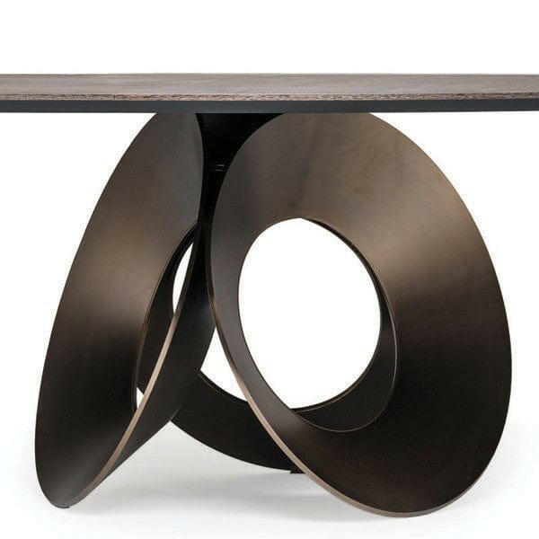 Arketipo Dining Table.